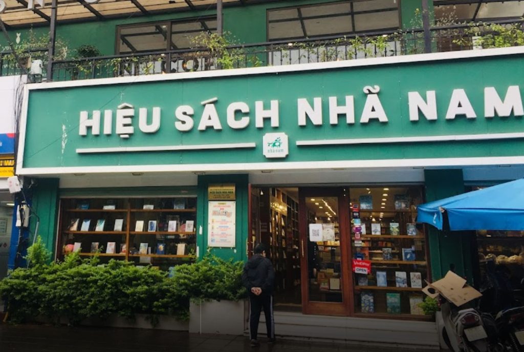 Cafe sách Nhã Nam Hà Nội tại số 3 Nguyễn Quý Đức