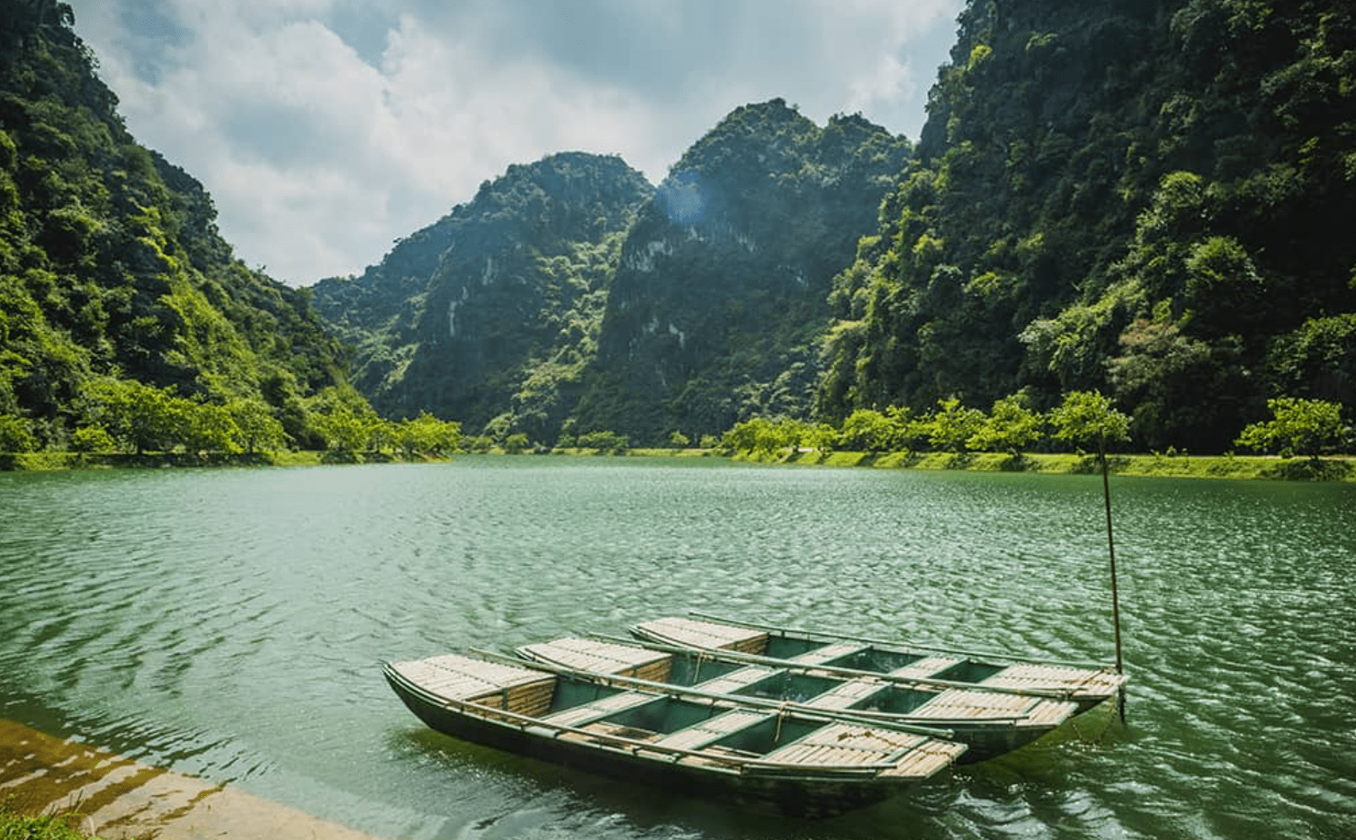 Bến đò hồ Ao Giải